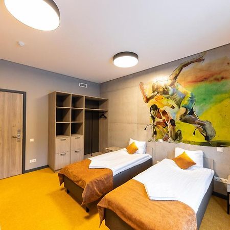 Stadium Hotel Valmiera Eksteriør billede