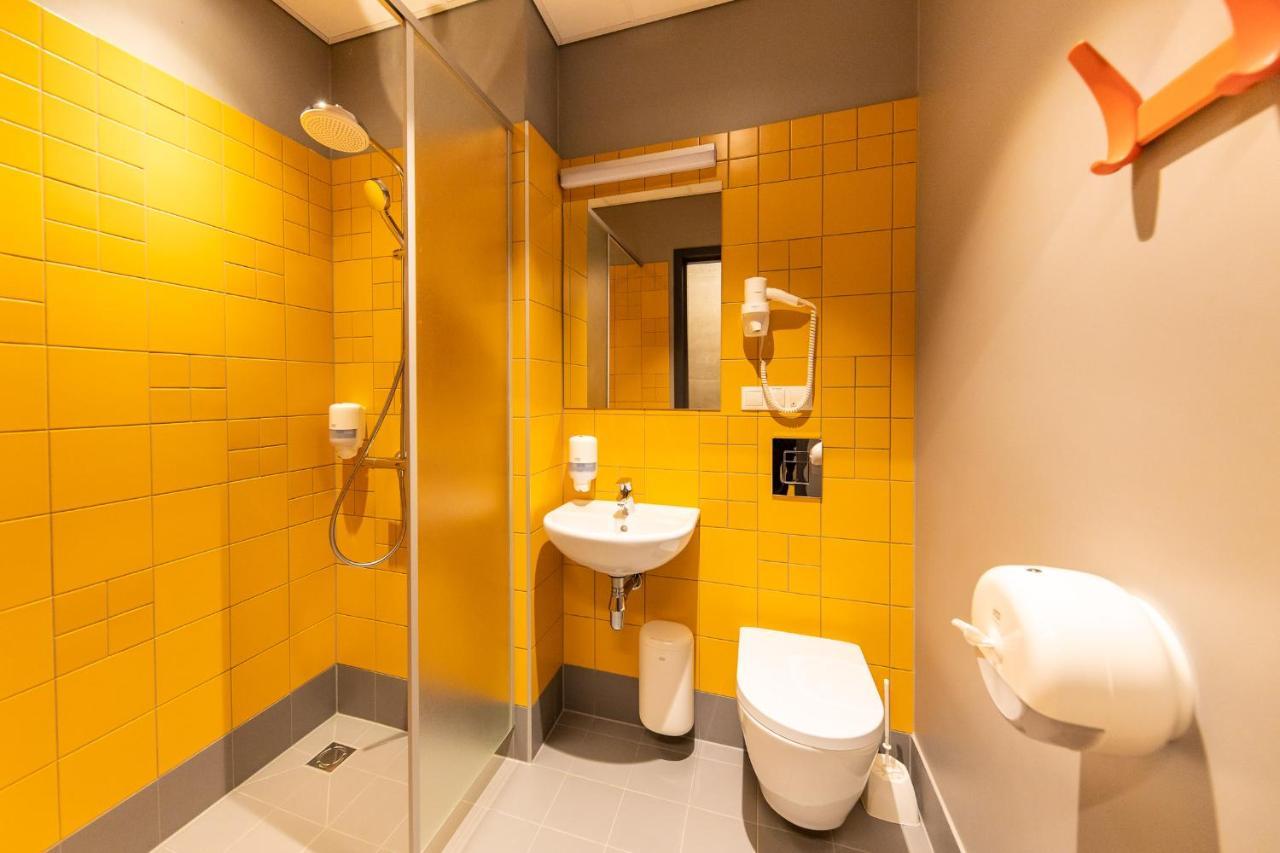 Stadium Hotel Valmiera Eksteriør billede