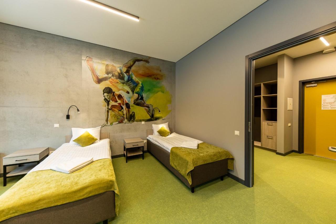 Stadium Hotel Valmiera Eksteriør billede