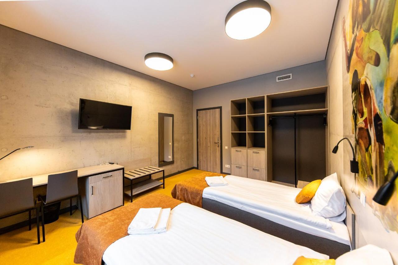 Stadium Hotel Valmiera Eksteriør billede