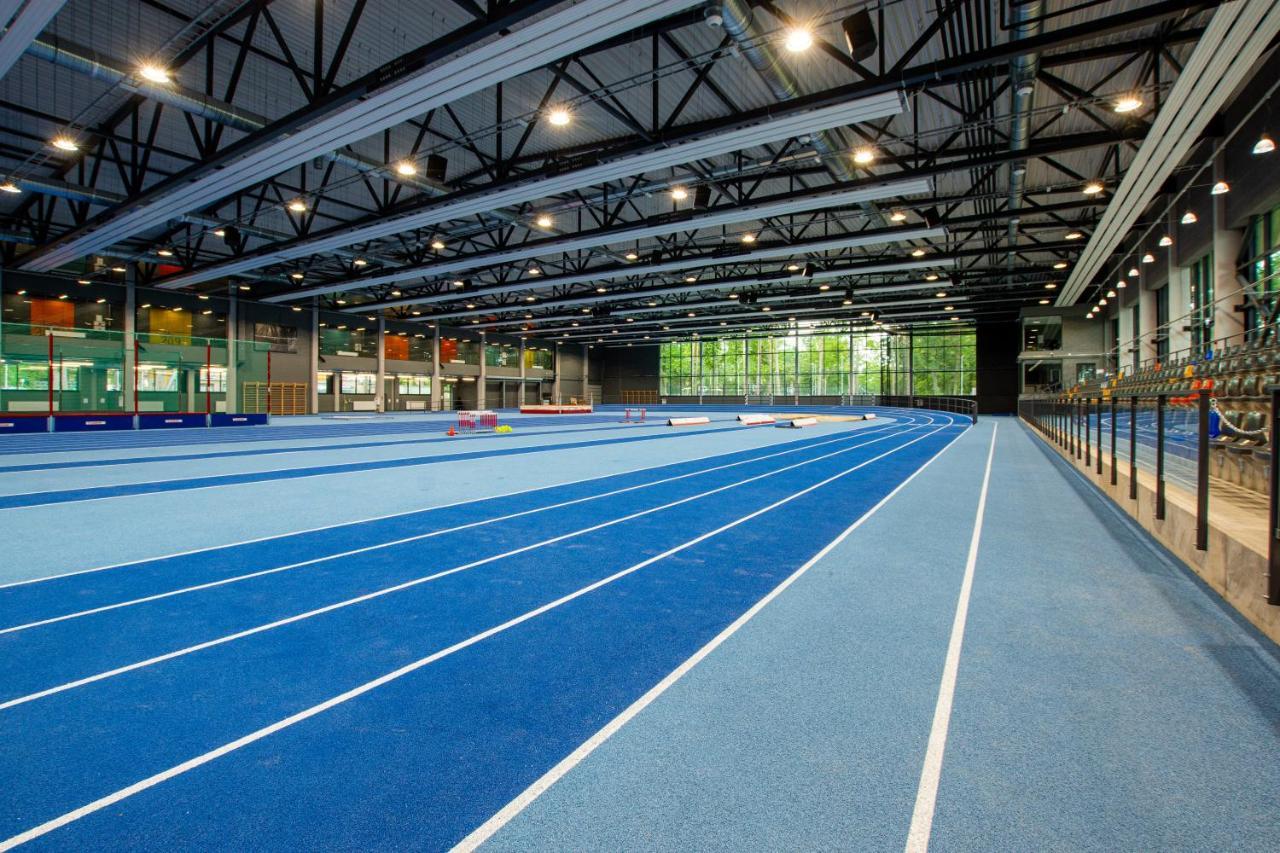 Stadium Hotel Valmiera Eksteriør billede