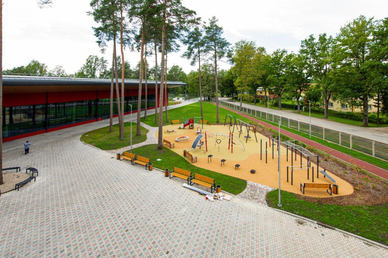 Stadium Hotel Valmiera Eksteriør billede